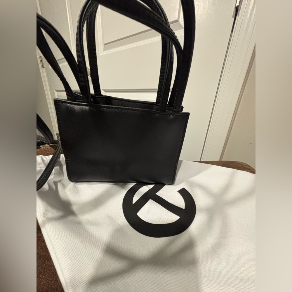 Telfar Small Shopping Bag - Black - Picture 6 of 9